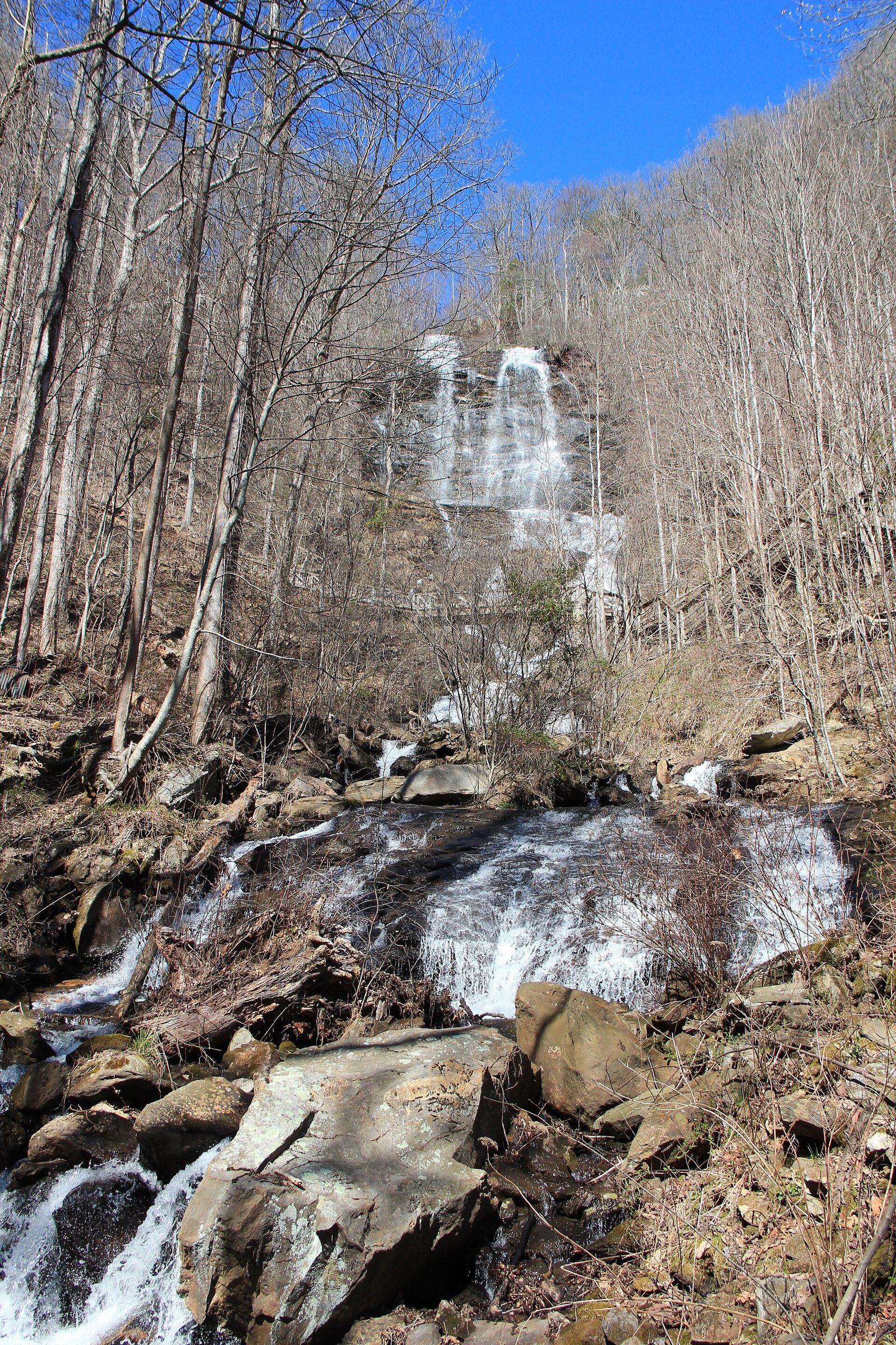 Best Waterfalls in Georgia: Trails, Maps & Safety
