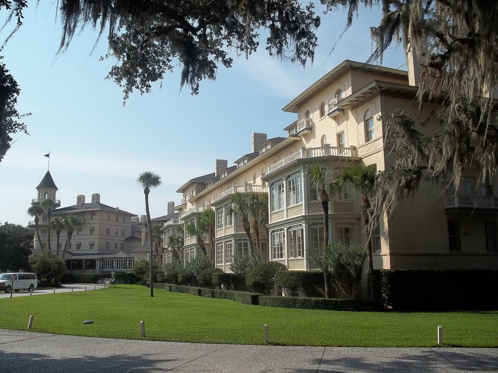 Where to Stay in Georgia: Best Areas, Hotels & Unique Lodging